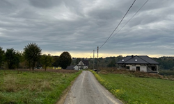 Droga w Zakliczynie nr działki 146/4 o długości 345 mb.